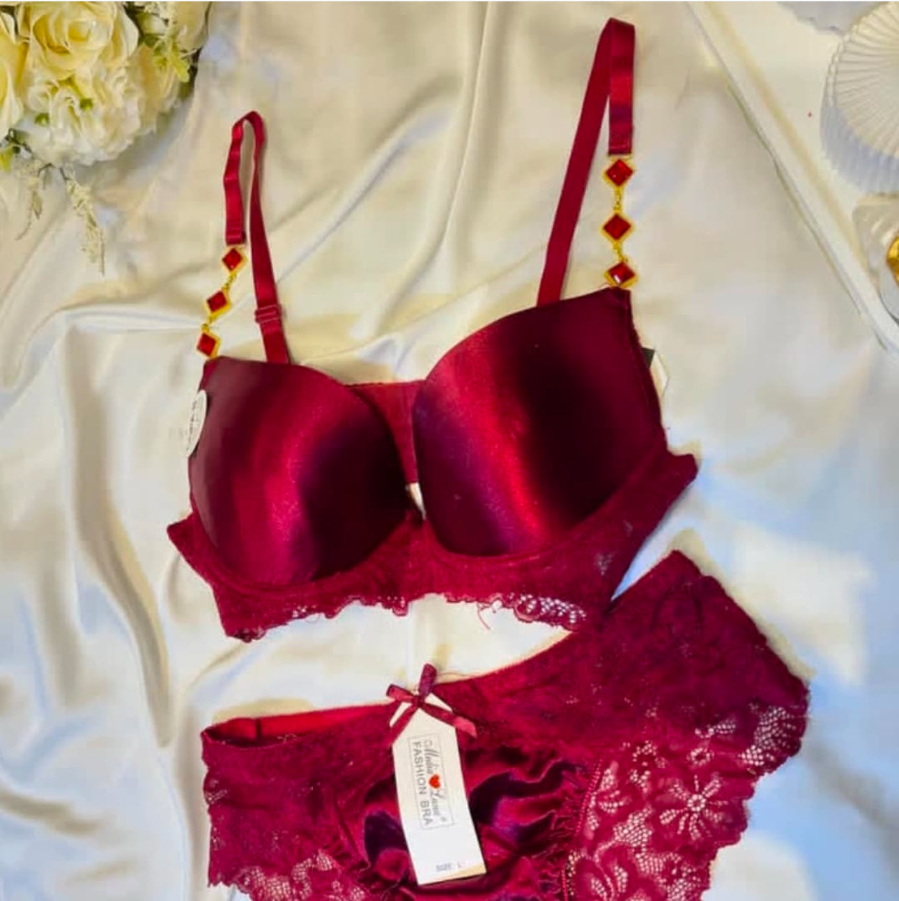 (5050Sale ) Silk push-up padded wire Bridal Set