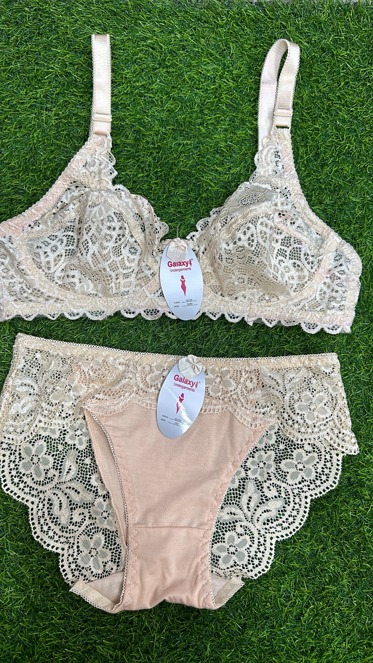 New Arrival Bra Set Non padded wireless Bra