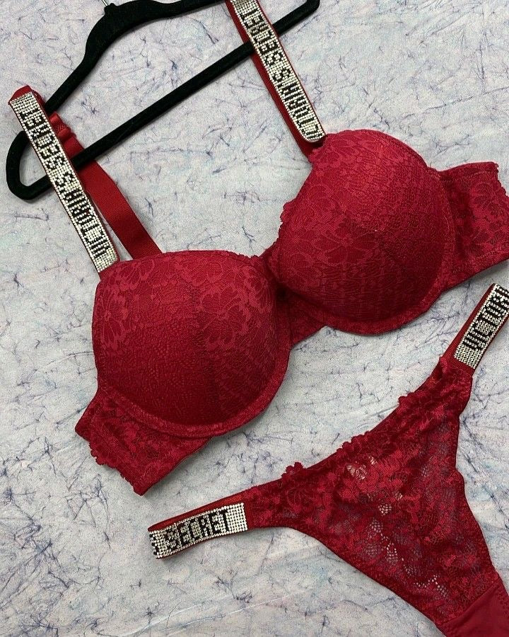 (Ramadan Sale)New Arrival Victoria Secret Pushup Wired Bra Panty Set