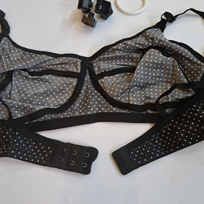 Galaxy Soft And Flexible Stuff Bra With Polka Dots