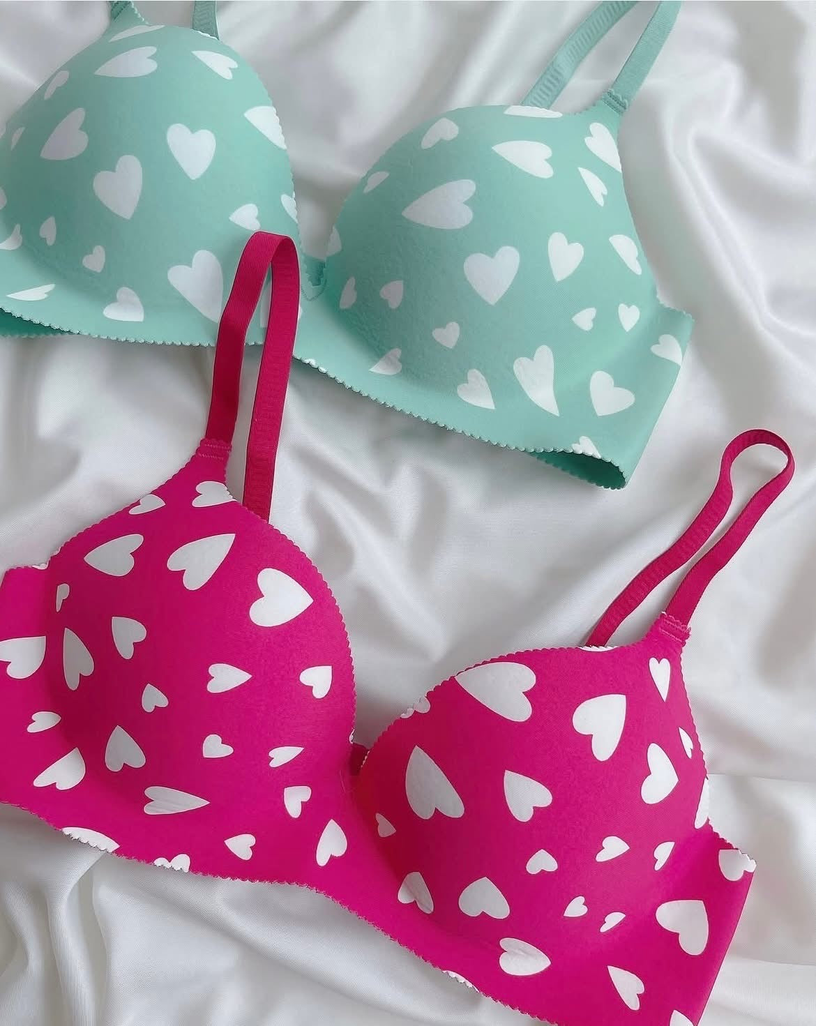 Seamless soft padded Push-up Bra (wireless)
