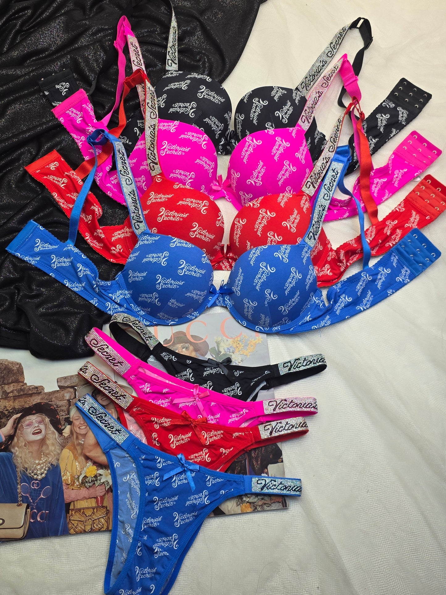 (5050Sale )Victory secret Bombshell shine strap Push up padded wire set