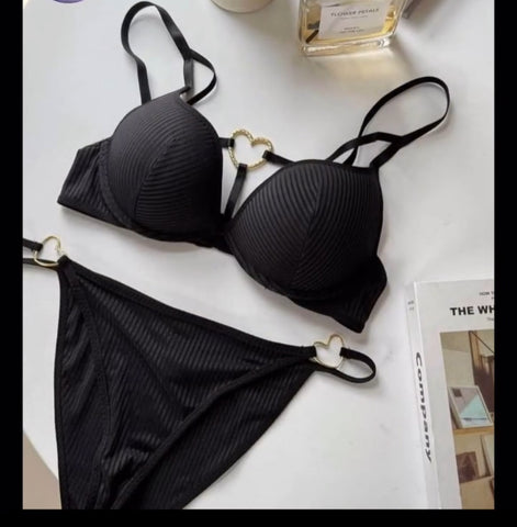 SUPER FANCY CROSS STRING BRA SET