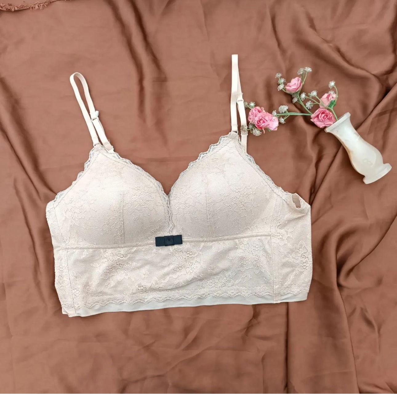 Lace V Neck Crochet Bralette Crop Tops
Bra For Girls